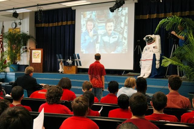 NASA image: KSC-04pd0561