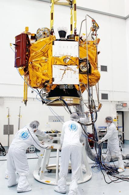 NASA image: KSC-04pd0595