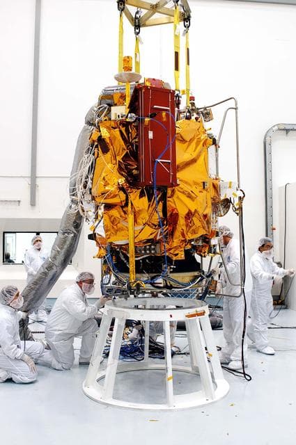 NASA image: KSC-04pd0597