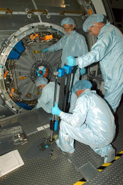 NASA image: KSC-04pd0638