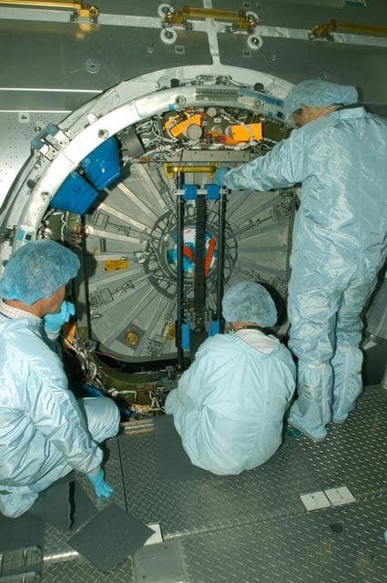 NASA image: KSC-04pd0640