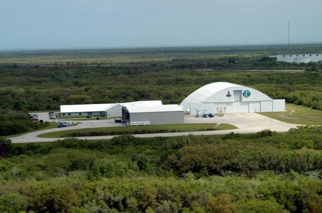 NASA image: KSC-04pd0643