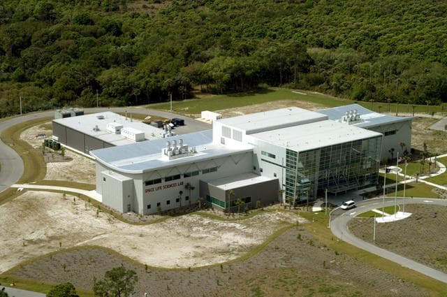 NASA image: KSC-04pd0646