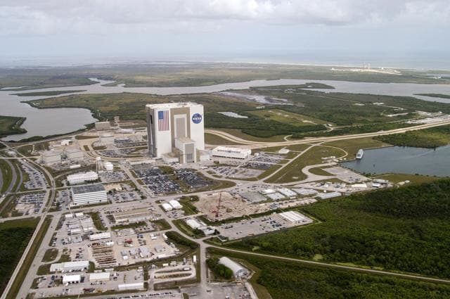 NASA image: KSC-04pd0662