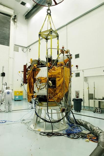 NASA image: KSC-04pd0667
