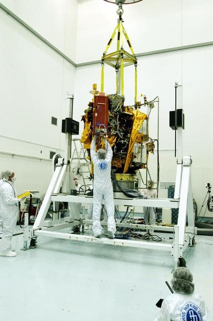 NASA image: KSC-04pd0671