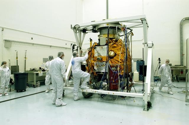 NASA image: KSC-04pd0679