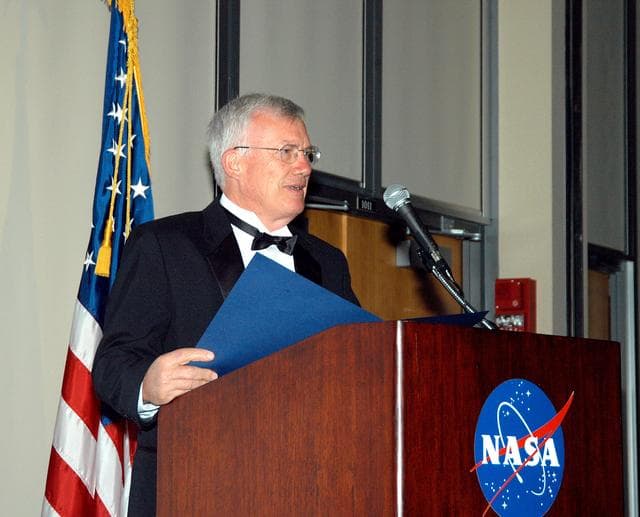 NASA image: KSC-04pd0687