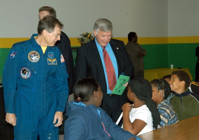NASA image: KSC-04pd0713
