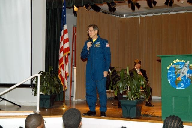 NASA image: KSC-04pd0720