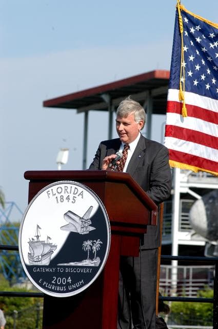NASA image: KSC-04pd0748