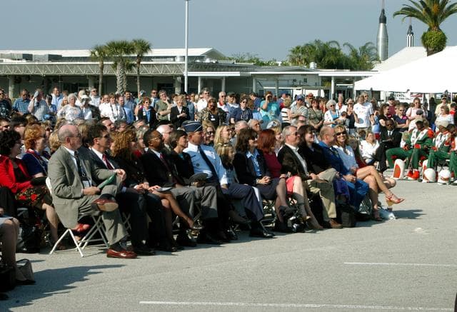 NASA image: KSC-04pd0756