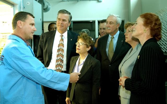 NASA image: KSC-04pd0792