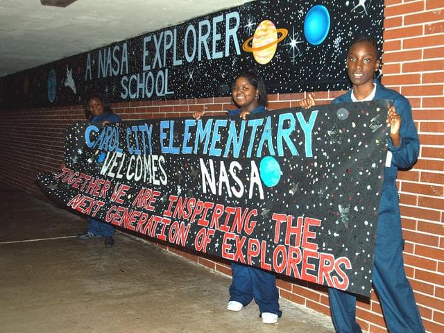 NASA image: KSC-04pd0807