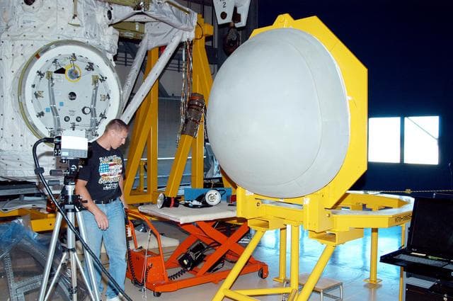 NASA image: KSC-04pd0866