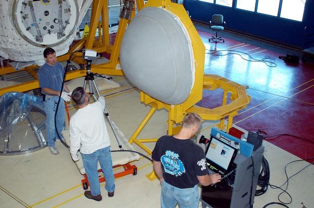 NASA image: KSC-04pd0868