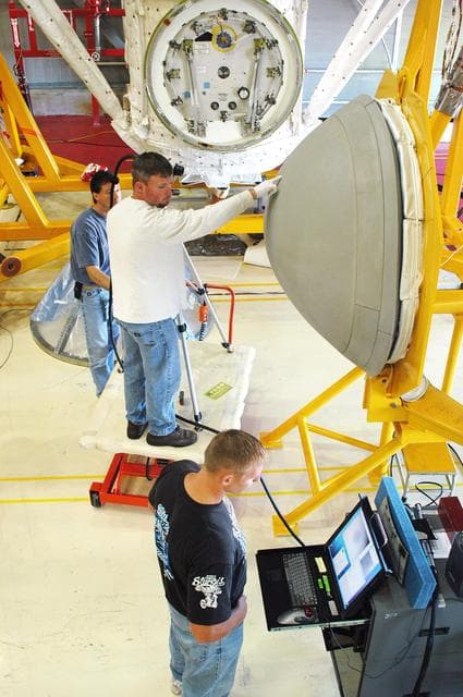 NASA image: KSC-04pd0871