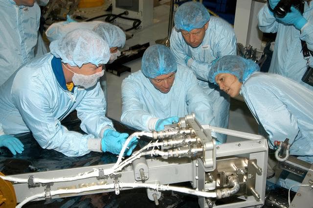 NASA image: KSC-04pd0883