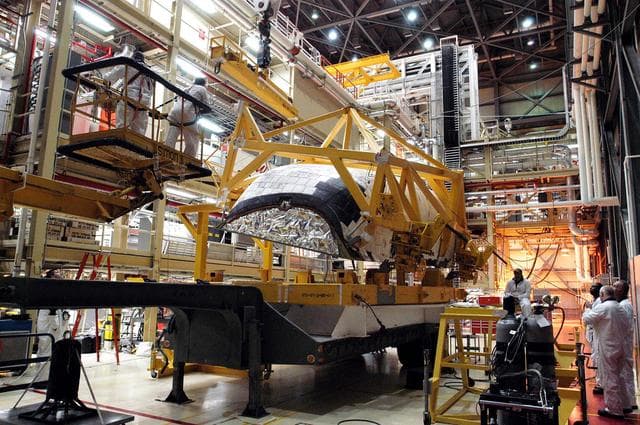 NASA image: KSC-04pd0941