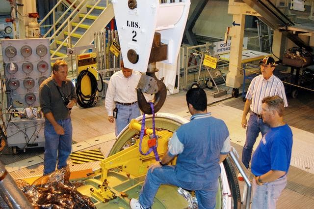 NASA image: KSC-04pd0964
