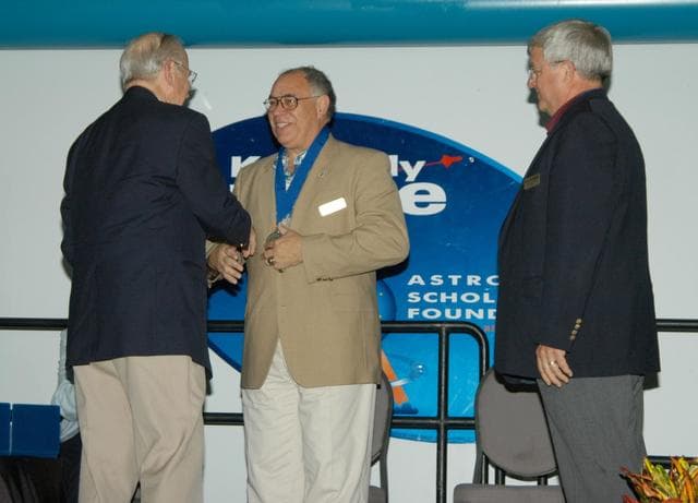 NASA image: KSC-04pd0986