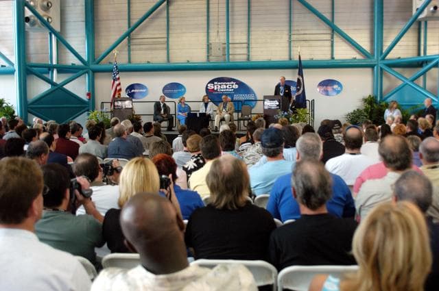 NASA image: KSC-04pd0995