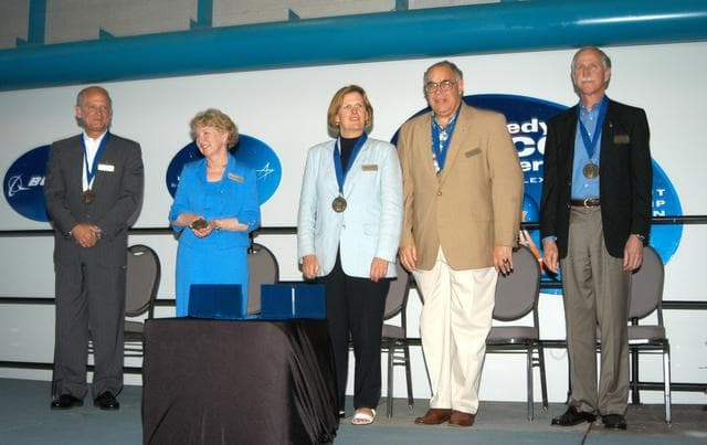 NASA image: KSC-04pd1001