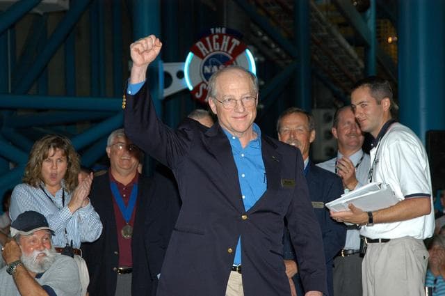 NASA image: KSC-04pd1016