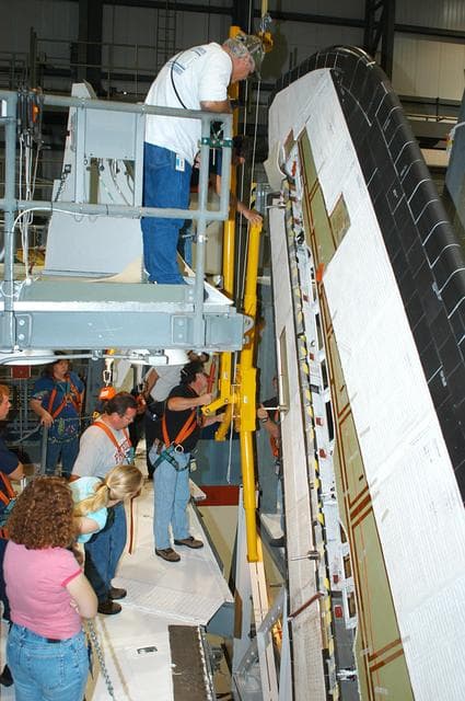 NASA image: KSC-04pd1026