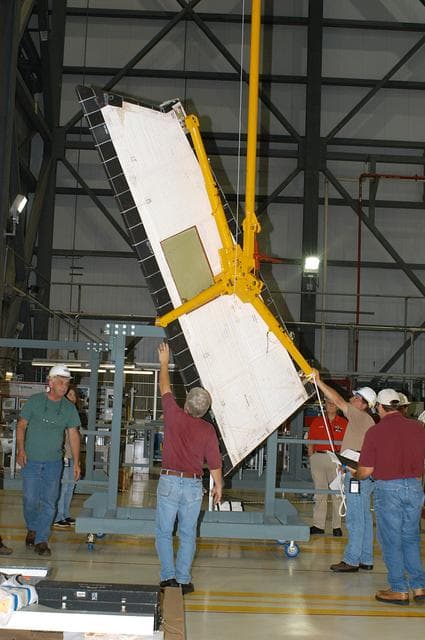 NASA image: KSC-04pd1032