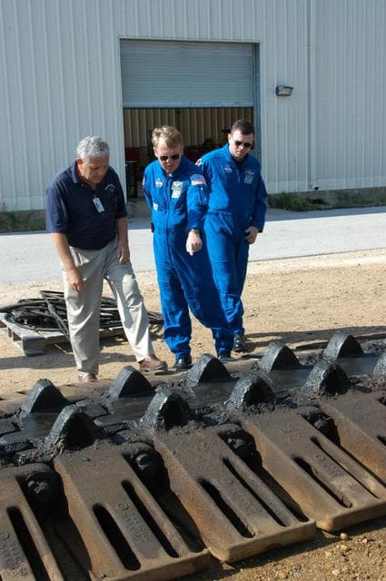 NASA image: KSC-04pd1039