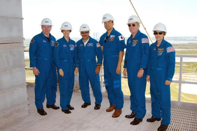 NASA image: KSC-04pd1051