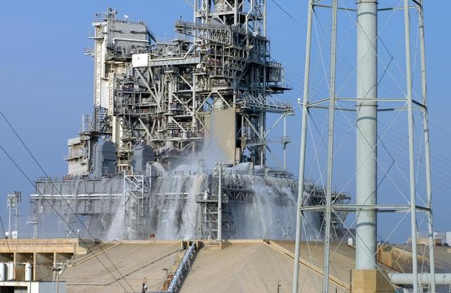 NASA image: KSC-04pd1065