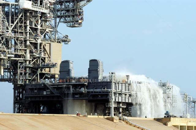 NASA image: KSC-04pd1067