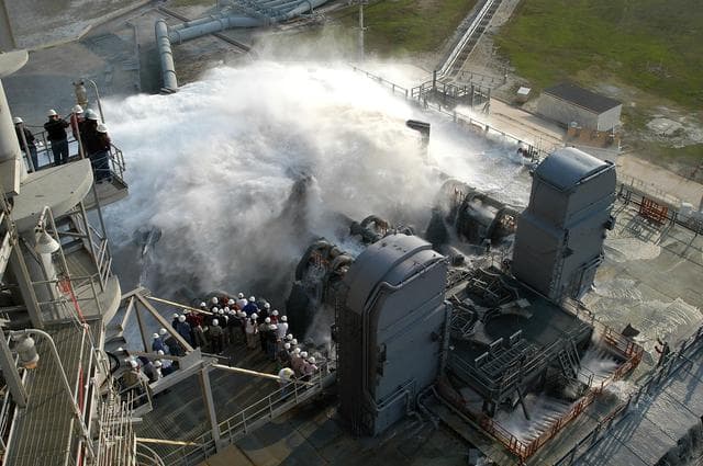 NASA image: KSC-04pd1074