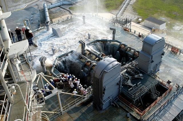 NASA image: KSC-04pd1075