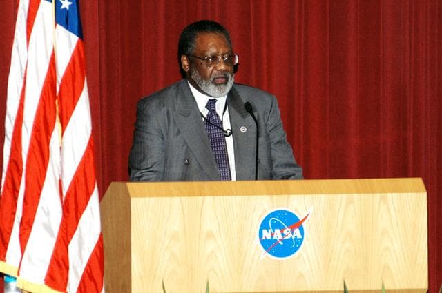 NASA image: KSC-04pd1114