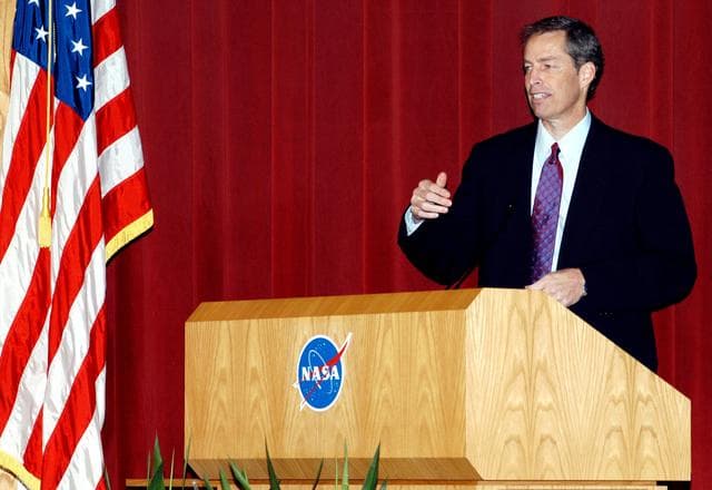 NASA image: KSC-04pd1119