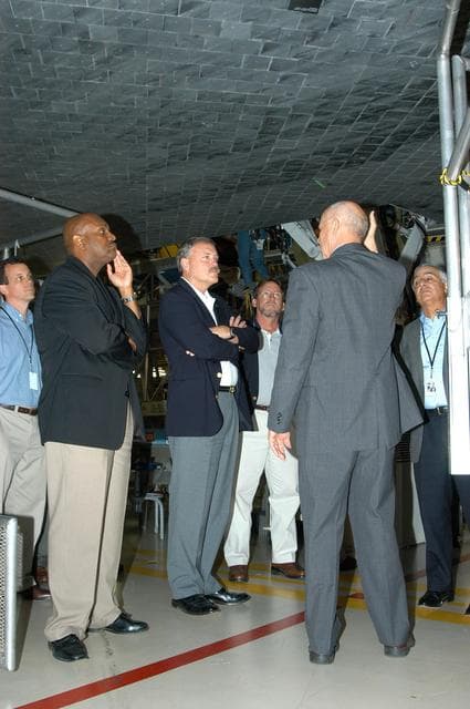 NASA image: KSC-04pd1141