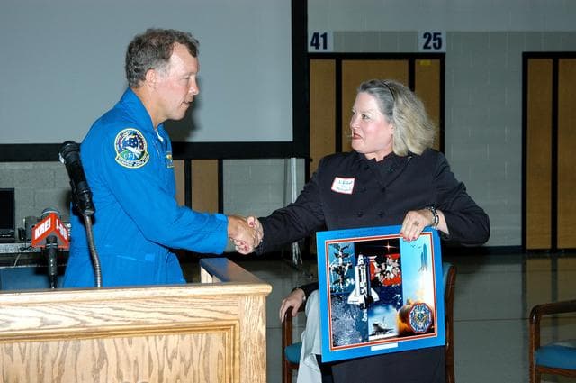 NASA image: KSC-04pd1192