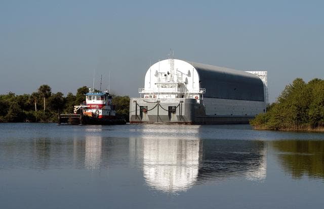 NASA image: KSC-04pd1275