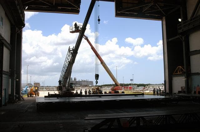 NASA image: KSC-04pd1297