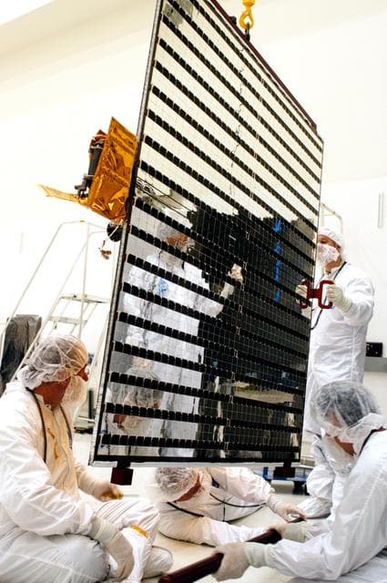 NASA image: KSC-04pd1340