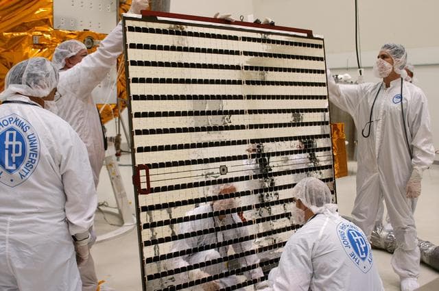 NASA image: KSC-04pd1346