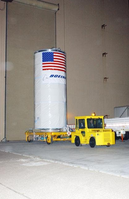 NASA image: KSC-04pd1350