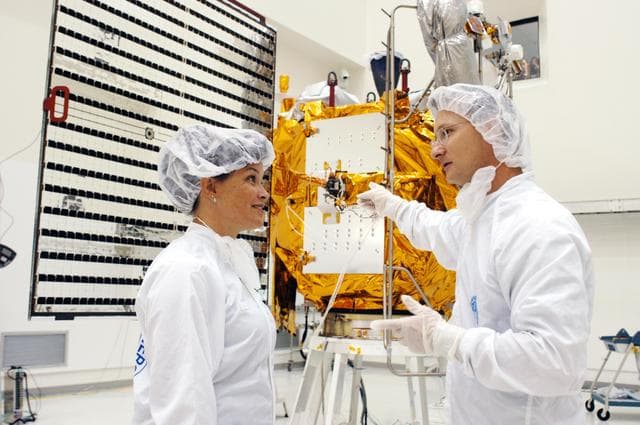 NASA image: KSC-04pd1365