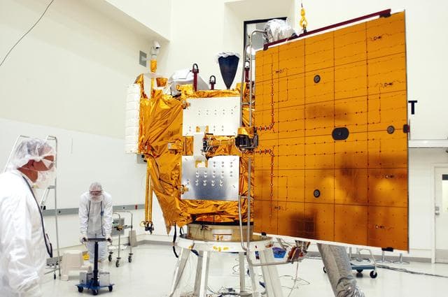 NASA image: KSC-04pd1369