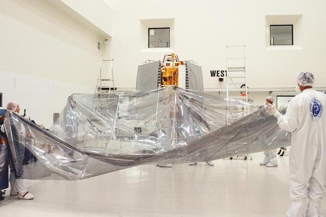 NASA image: KSC-04pd1373