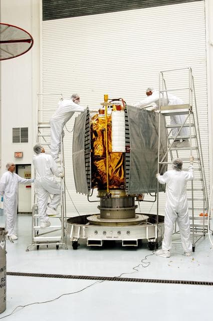 NASA image: KSC-04pd1381