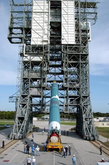 NASA image: KSC-04pd1391